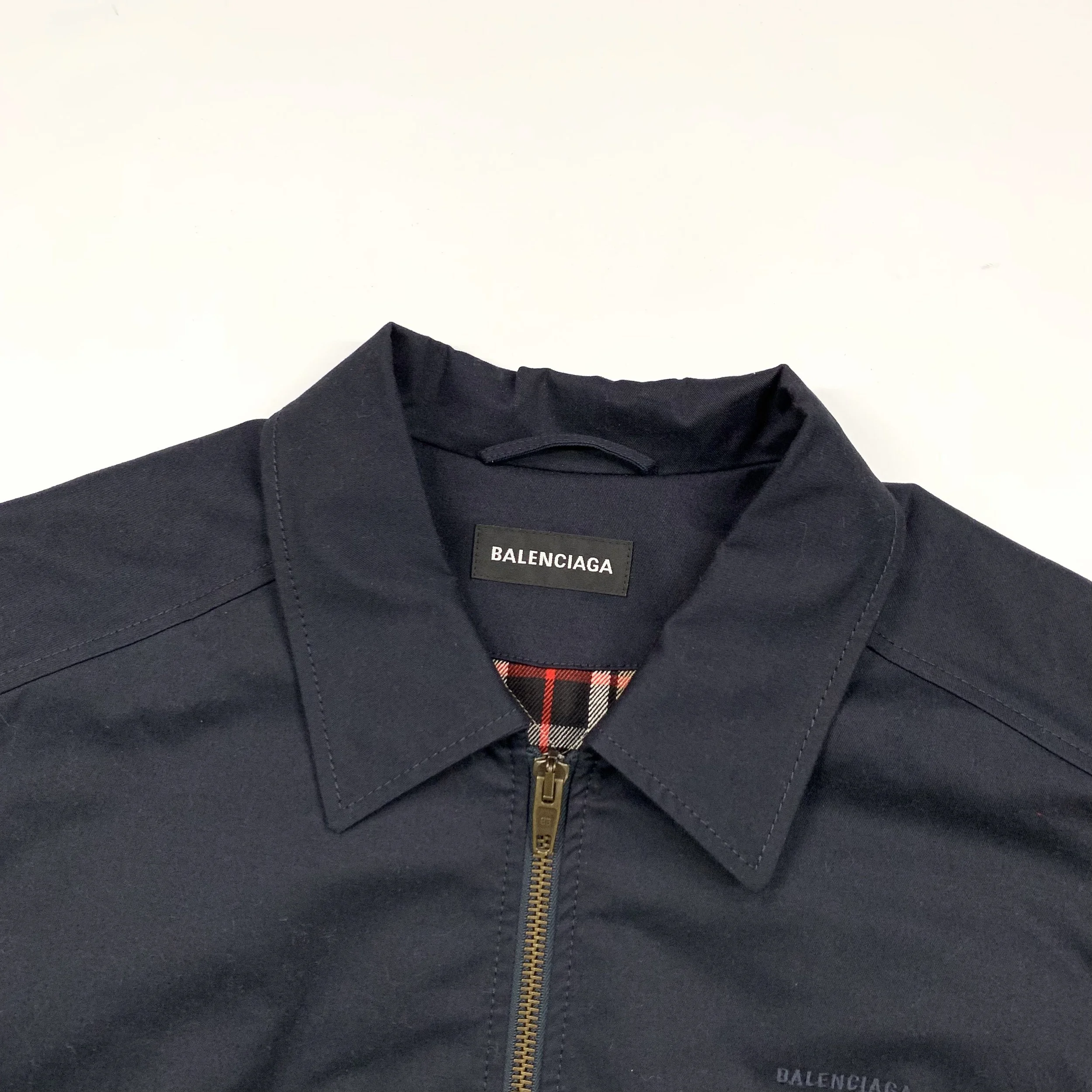 Balenciaga_17_3WayOuter12.jpg