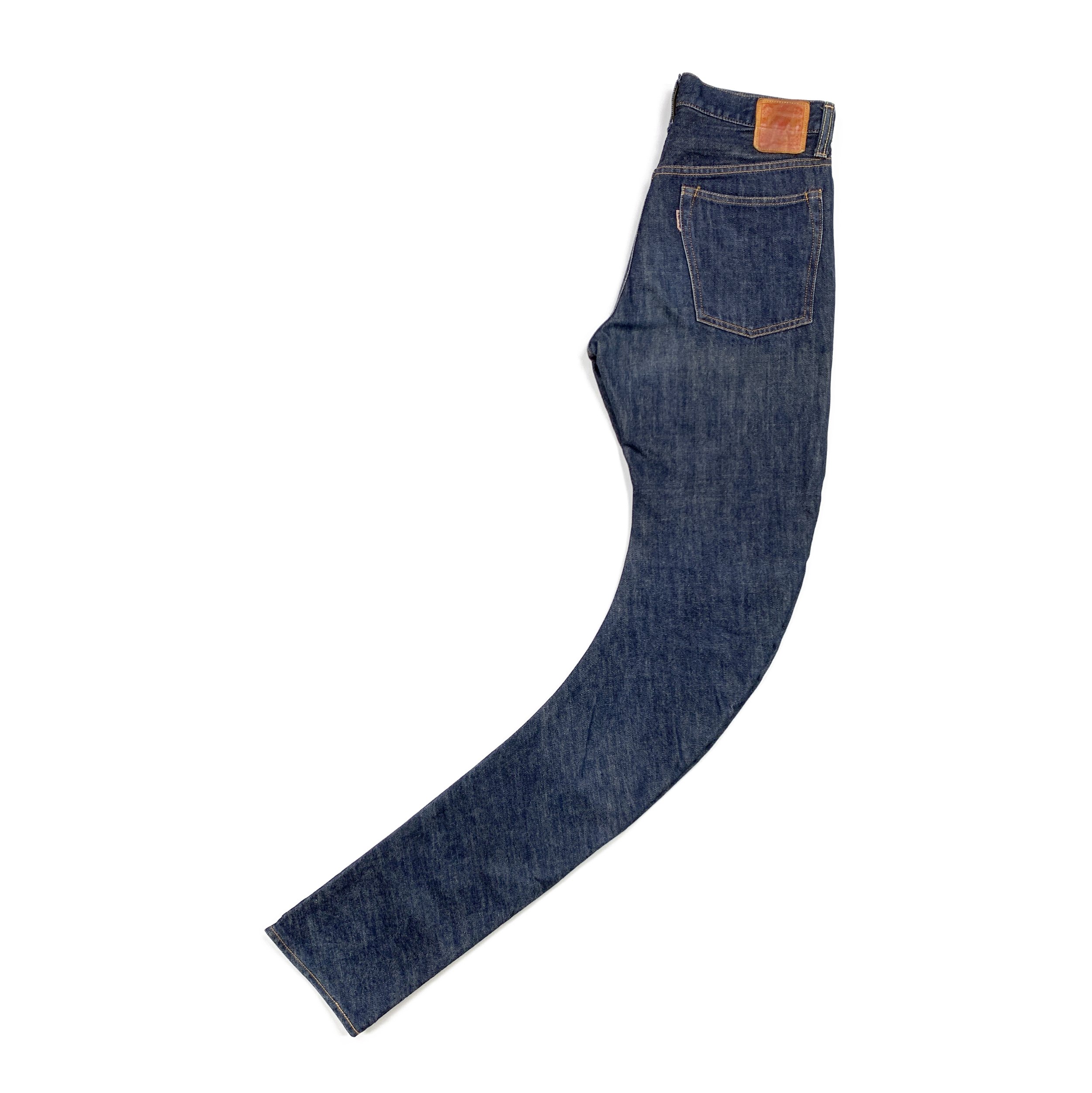 Kapital_CurvedJeans2.jpg