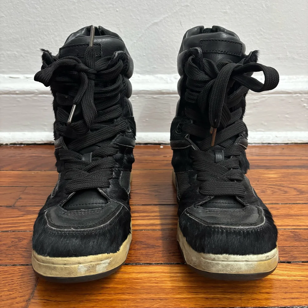 Diet Butcher Slim Skin High-Top Pony Hair Sneakers