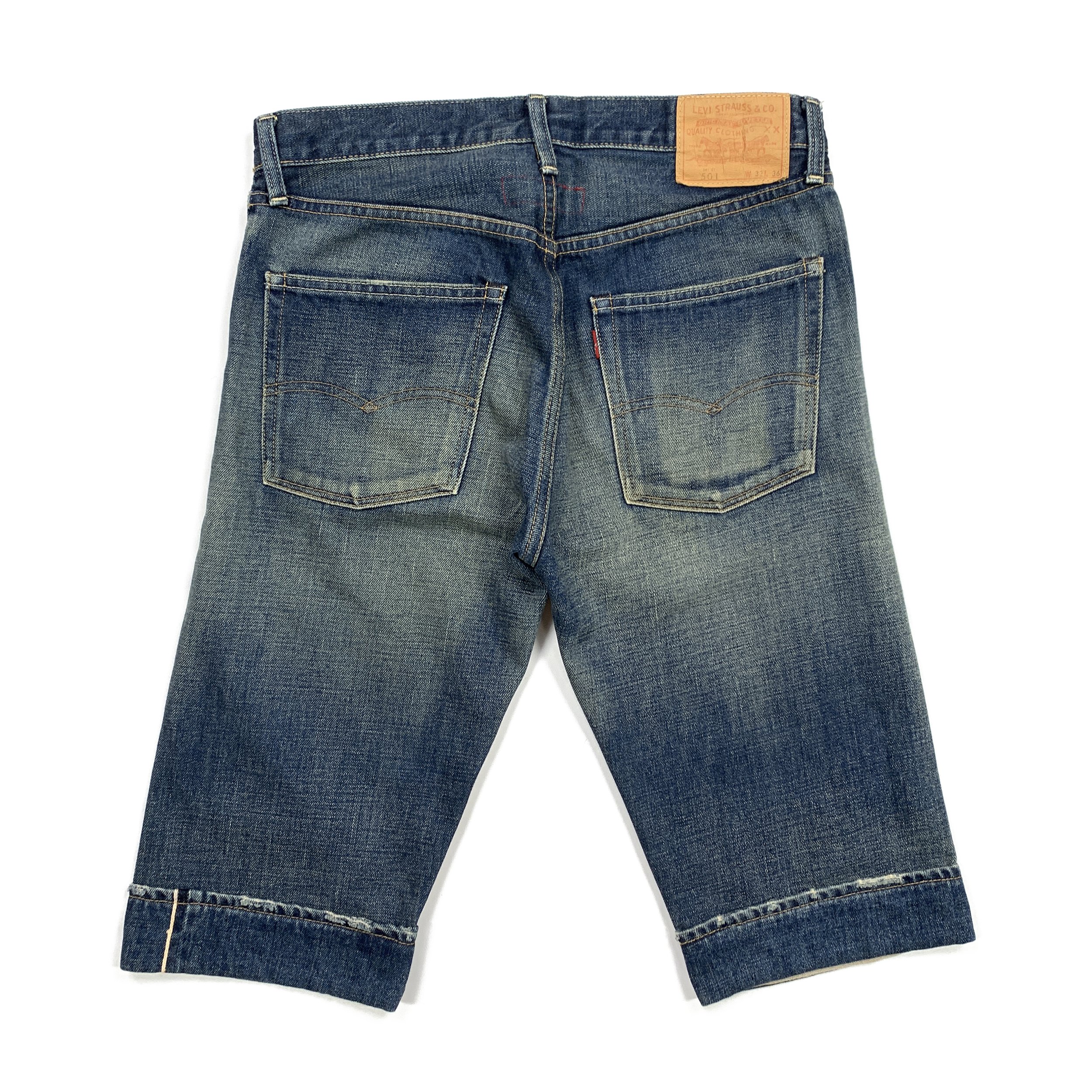 JW Levis Hybrid Jean Shorts2.jpg