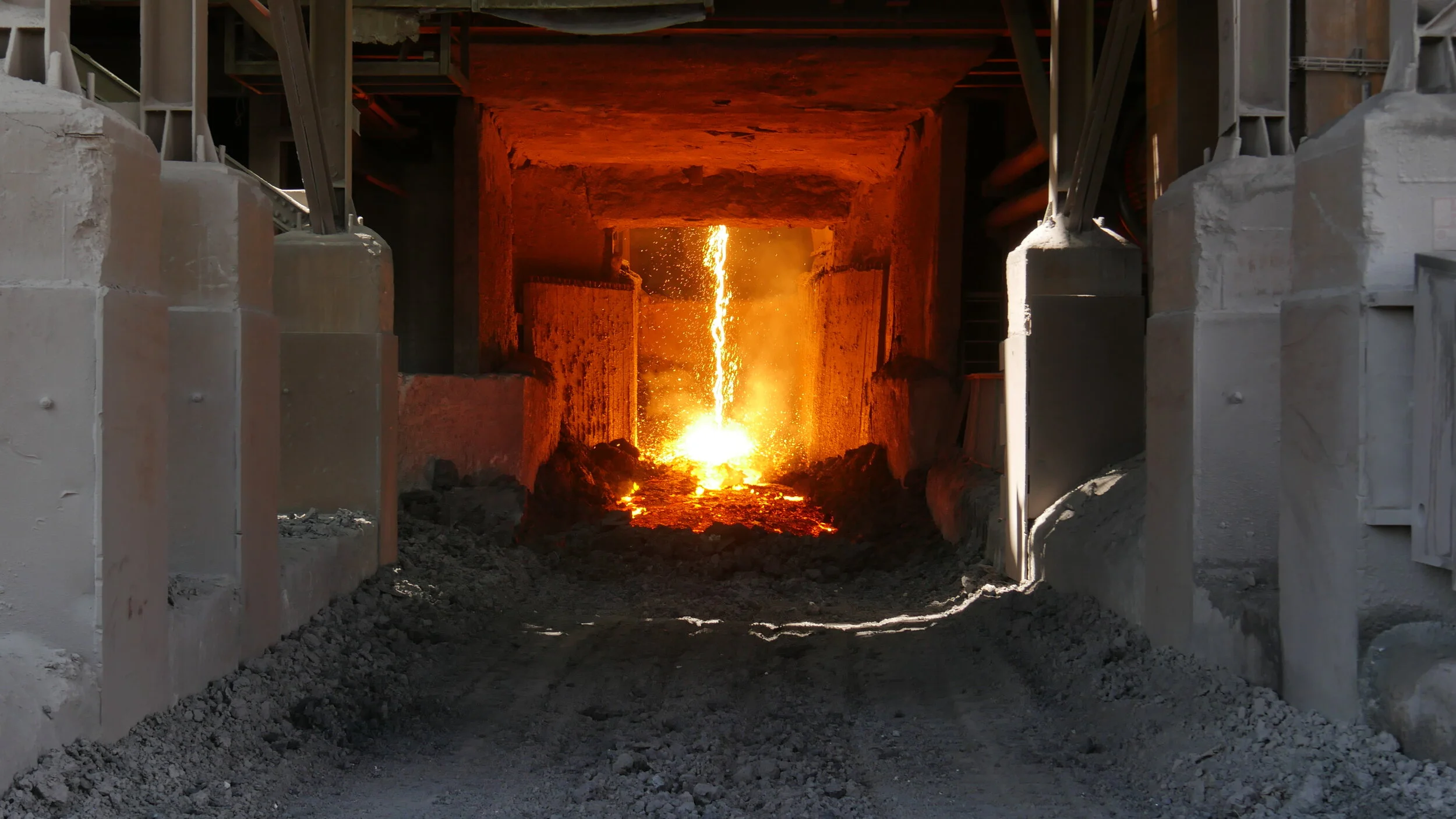 Coulée de métal en fusion