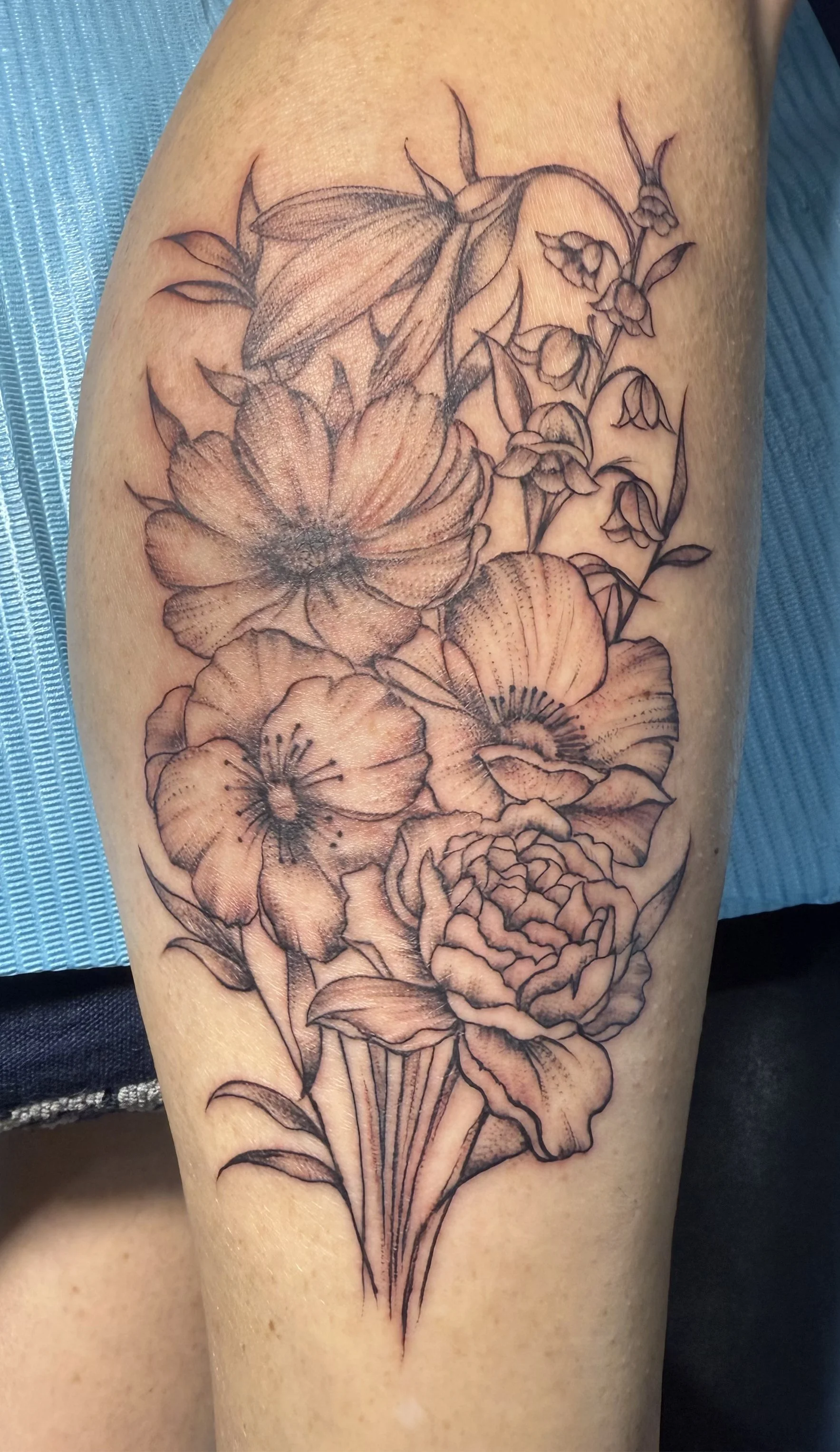 FLOWERS (TATTOO) copy.jpg