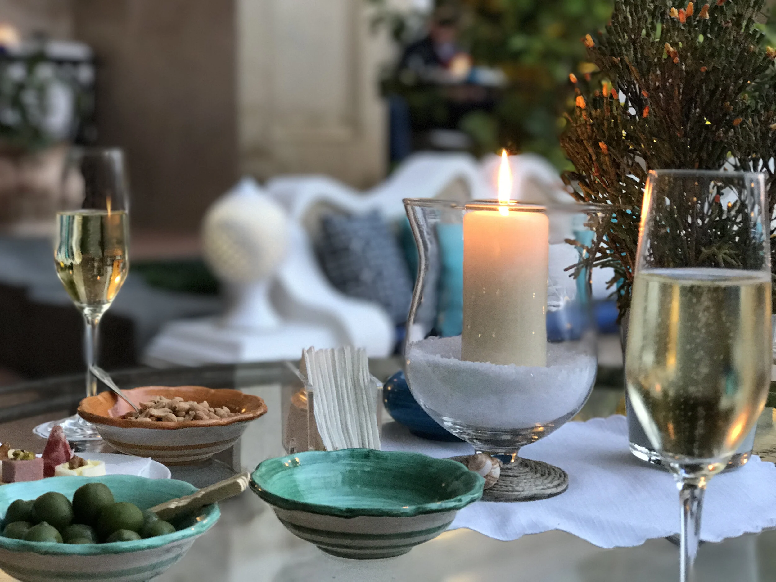 Warm up the chilly season. | Experiential events will lessen the sense of a sale meeting, offering clients a chance to unwind while shopping for a new home.