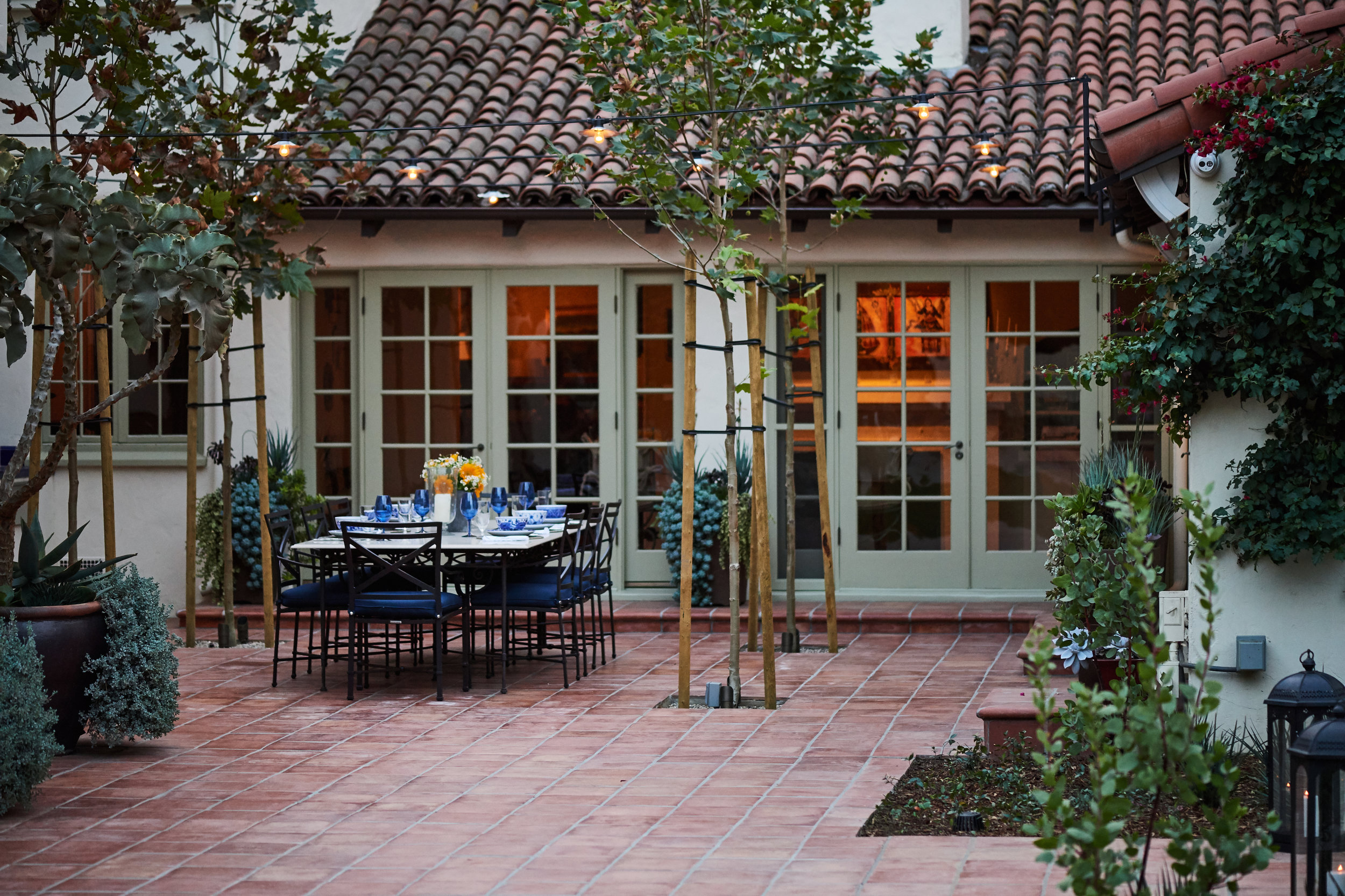 15 Rear patio.jpg