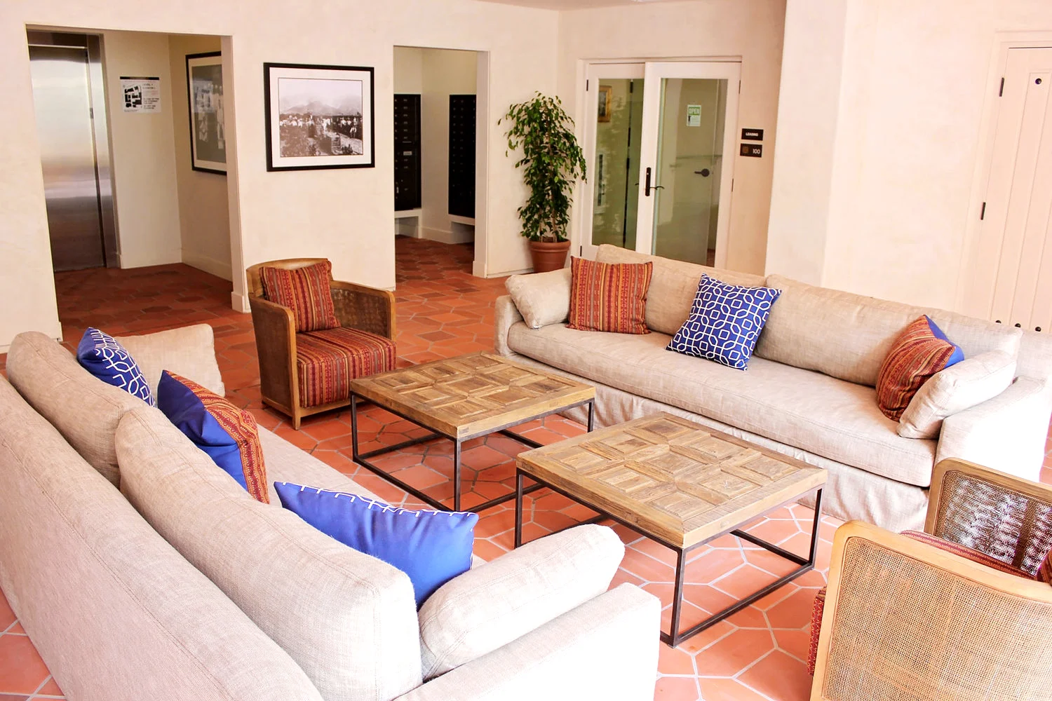 2-spanish-style-lounge-red-tile-rollins-andrew.jpg