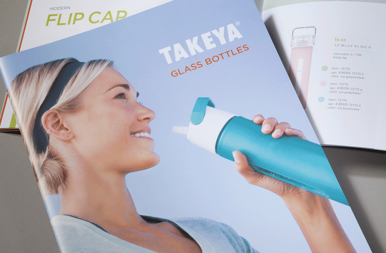 Takeya_Bottle_Catalog_Cover_Animation_1280.gif