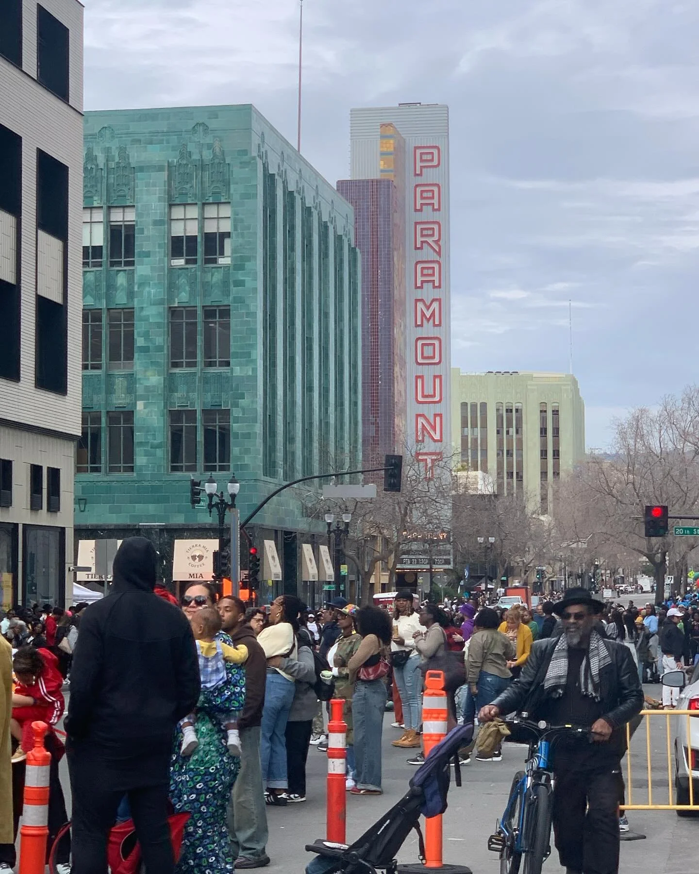 Black Joy Parade & the Paramount Theatre #Oakland