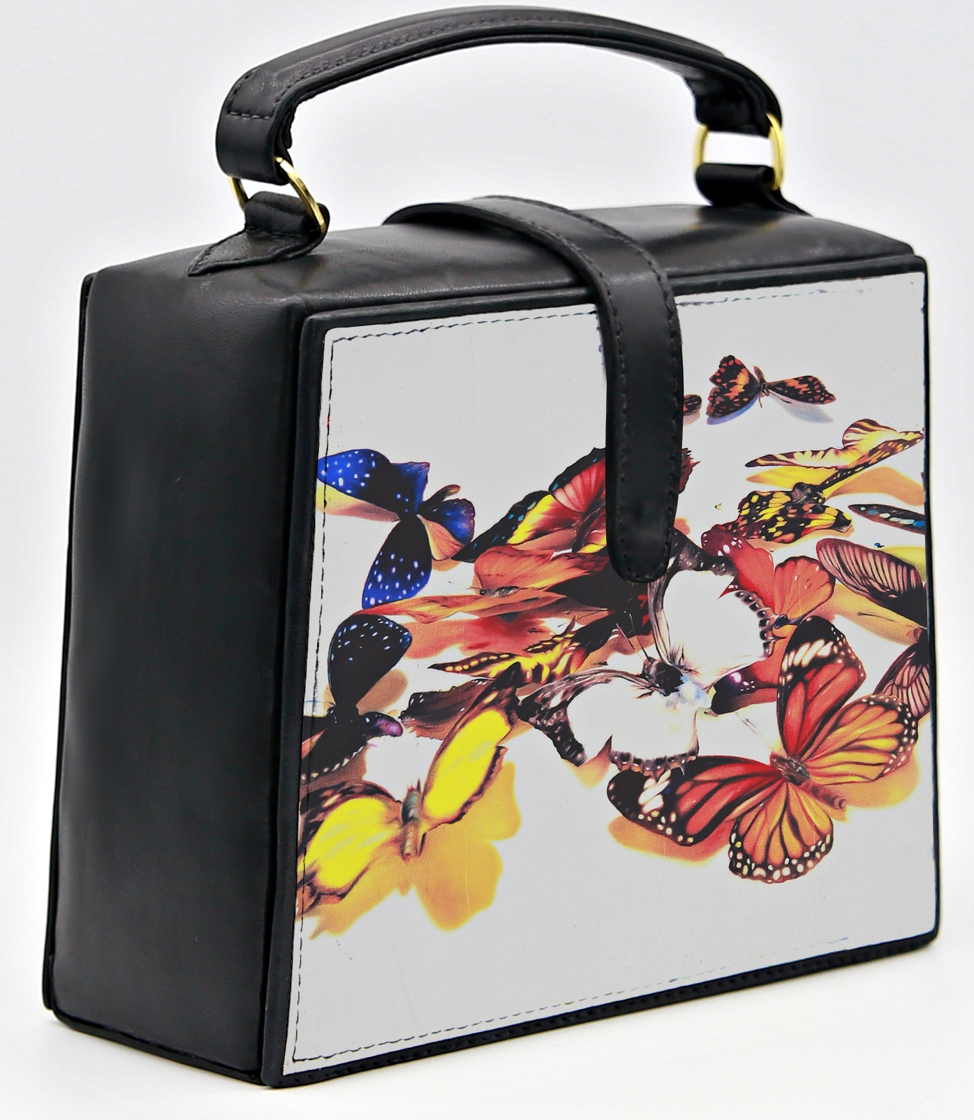 Butterfly Trapeze Bag Nir-Look-16-crop.jpg