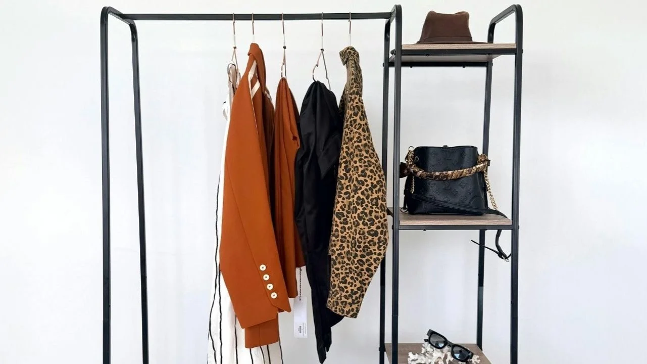 minimalist clothing rack