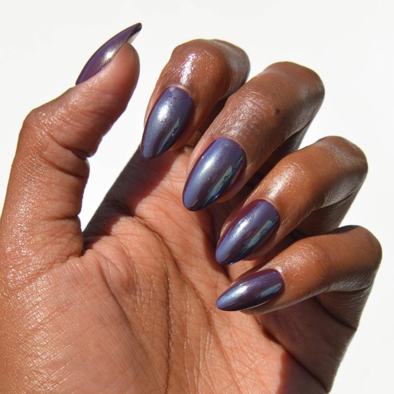 Fall chrome nail idea featuring the oil slick chrome trend