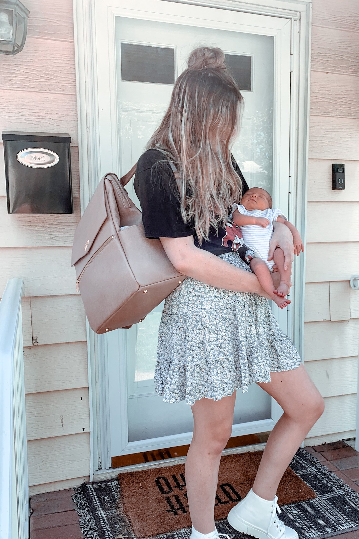 7 Stylish and Affordable Diaper Bags You Can Buy On