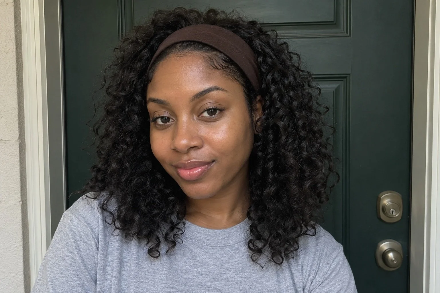 Image featuring a Wide Headband and Hair Down as a cute, easy hairstyle.