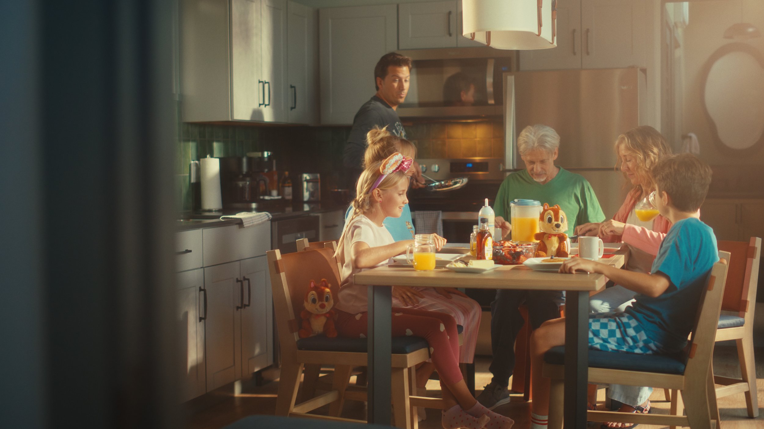 alexander-lakin-cinematographer-colorist-disney-33.jpg