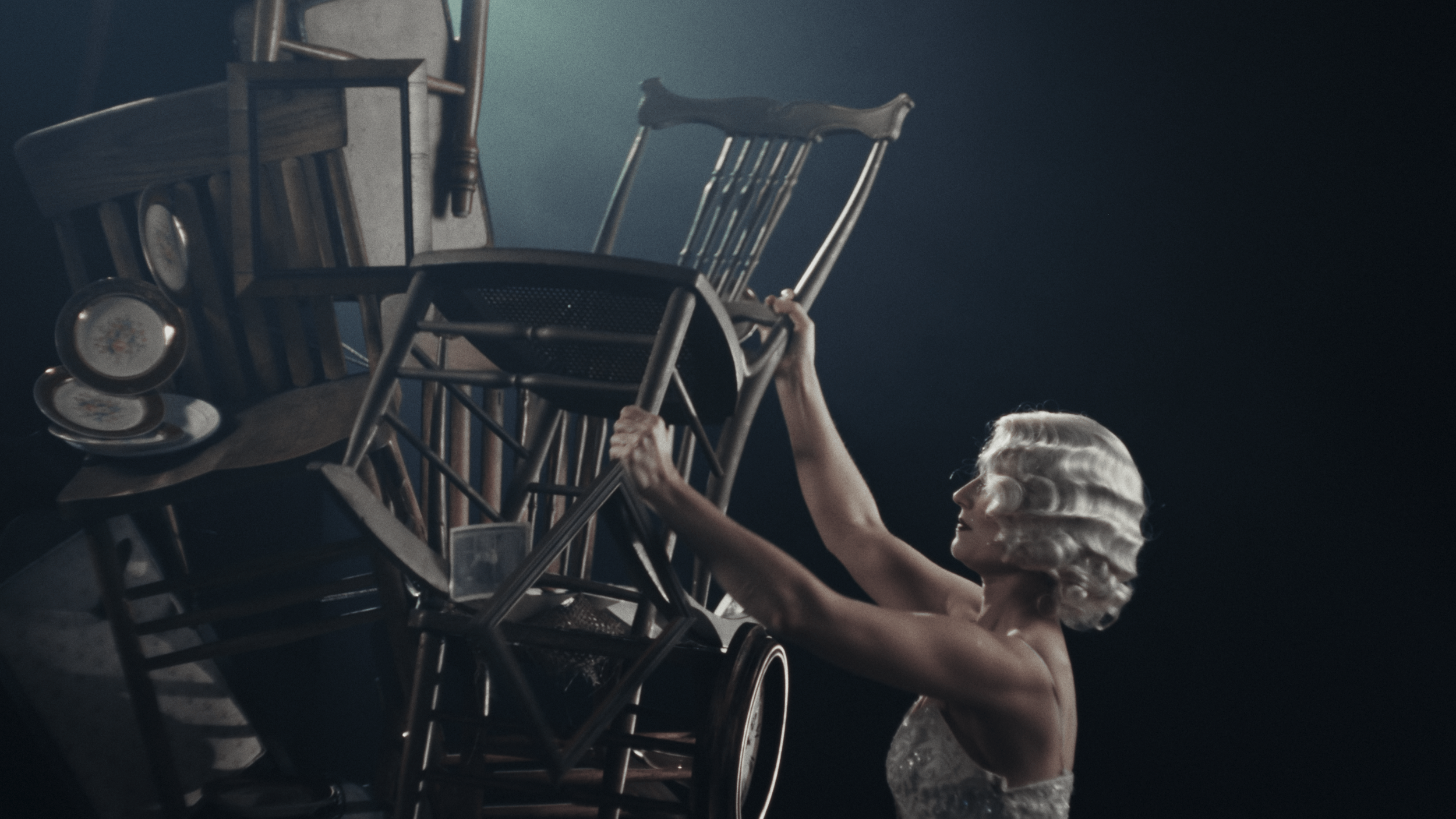 alexander-lakin-cinematographer-colorist-bygones-11.png