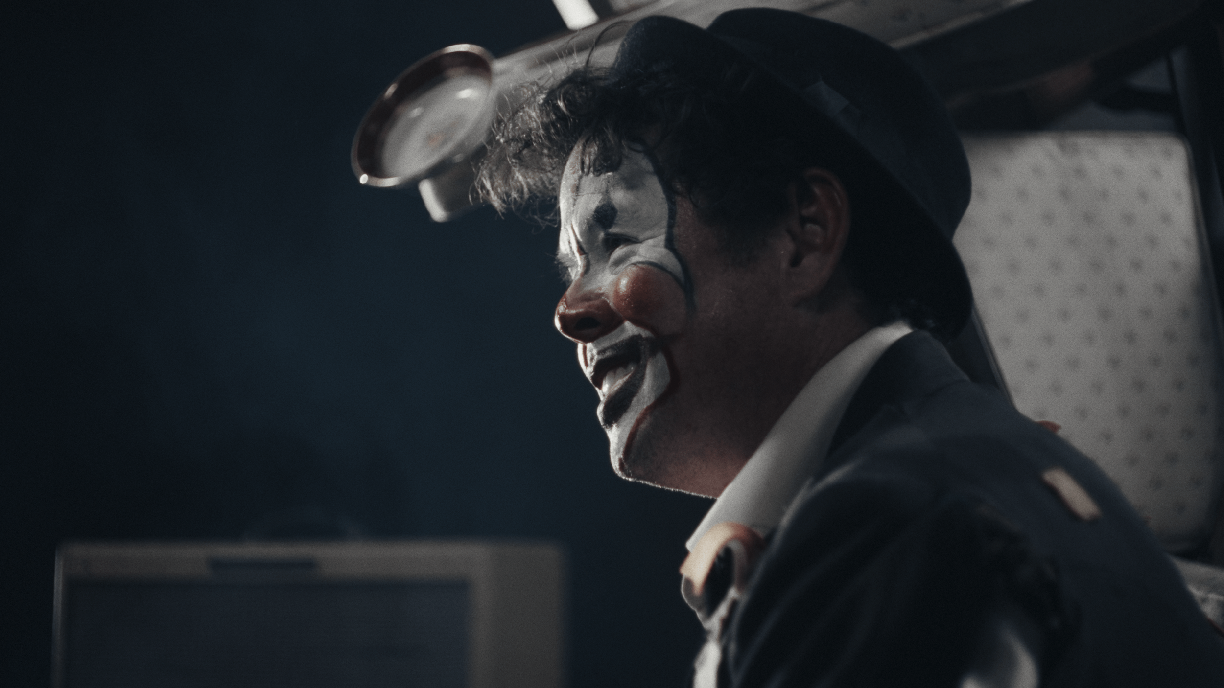 alexander-lakin-cinematographer-colorist-bygones-04.png