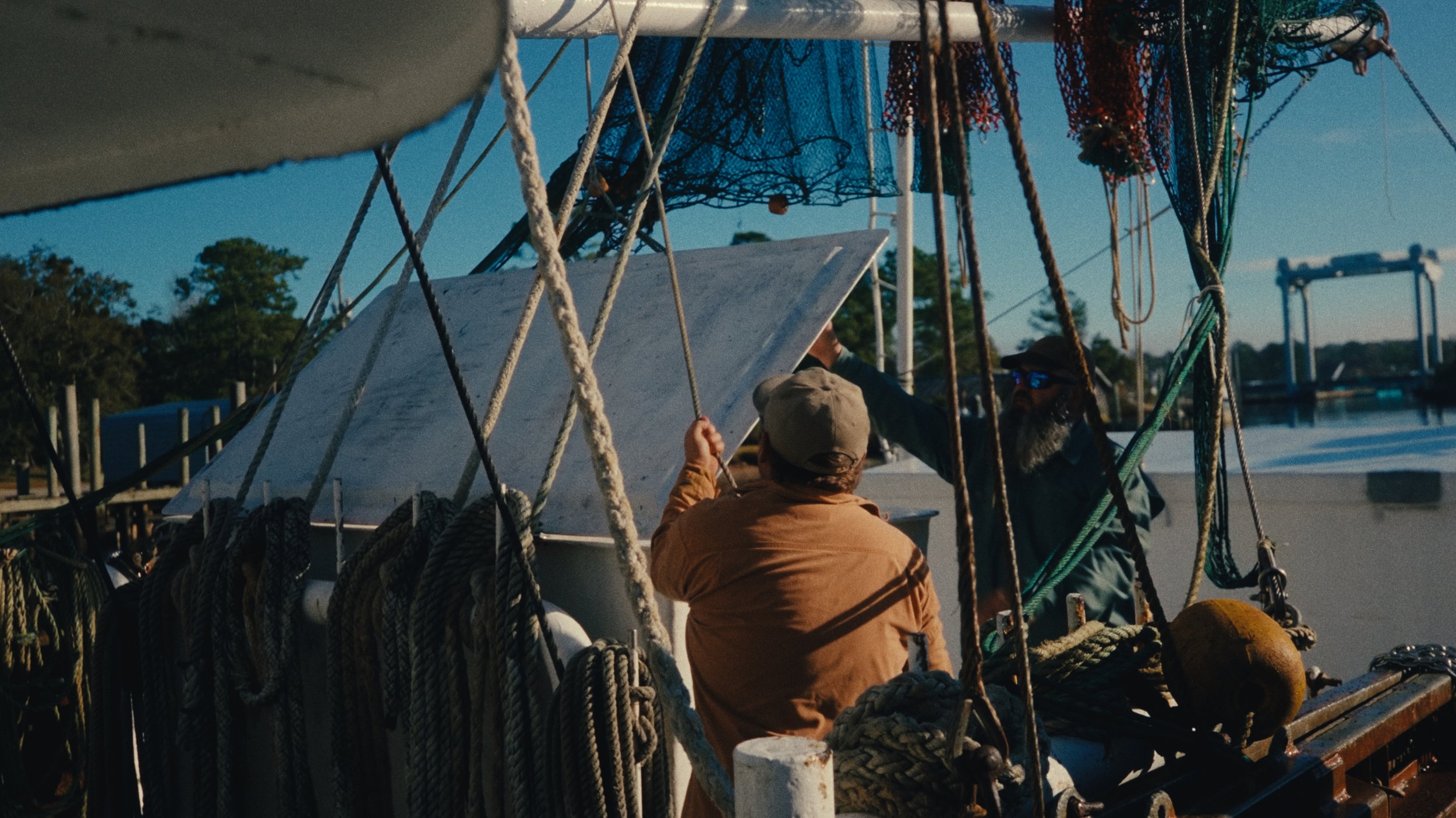 alexander-lakin-cinematographer-colorist-shrimpin-in-the-gulf-19.jpg