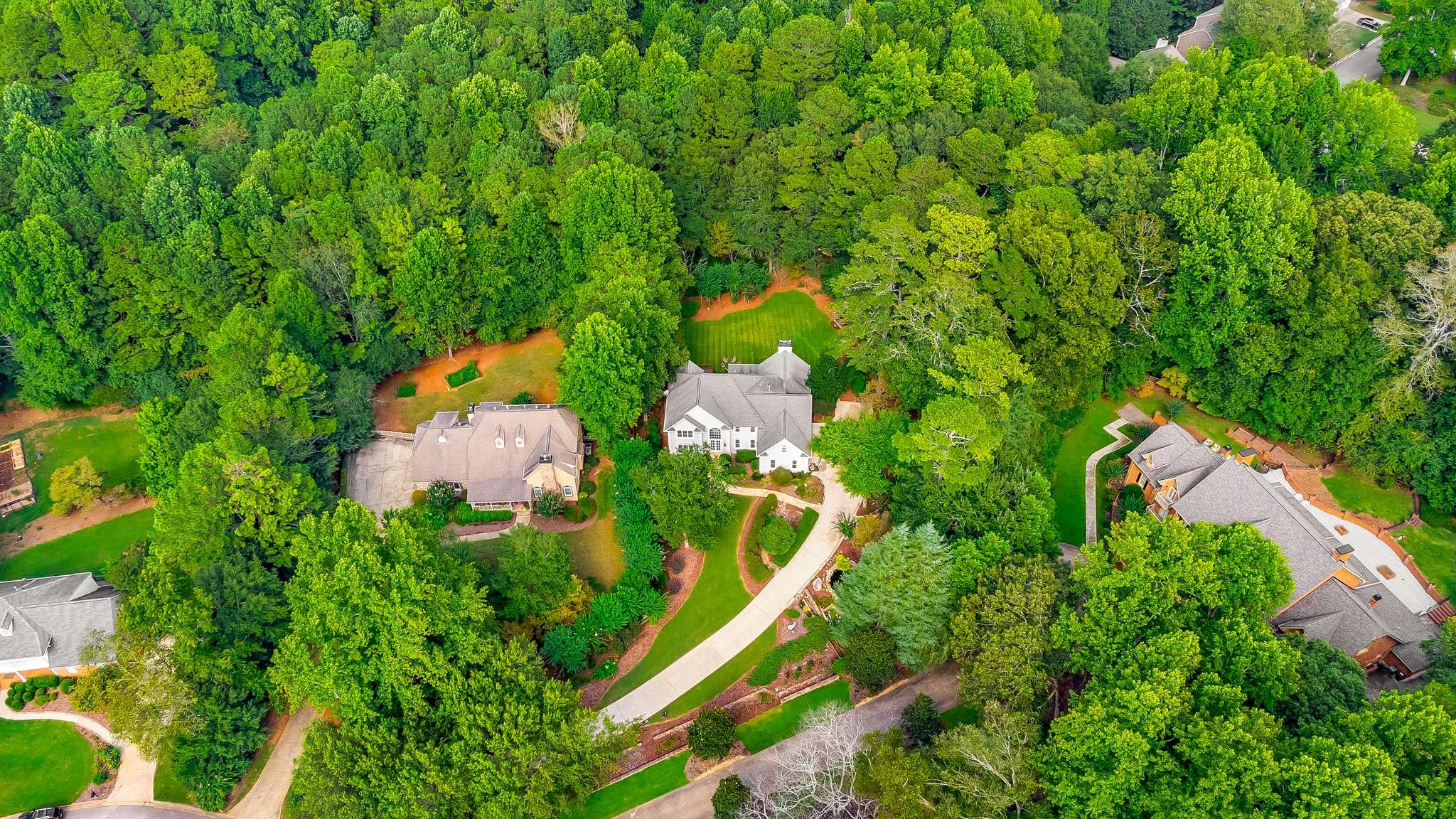 media-delivery-2023-09-13-170-westchester-way-alpharetta-ga-30005-usa-highlight-video-package-jason-pundt-1693936971513x110774761609756670-photos-small-49.jpg