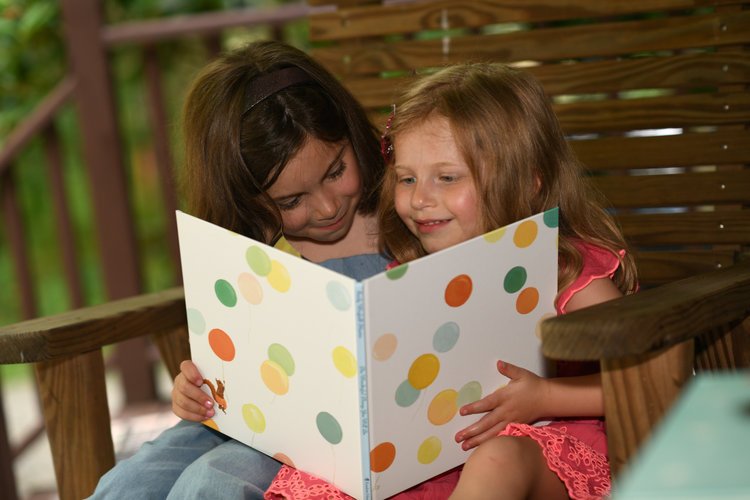 leahandtaliareading.jpg