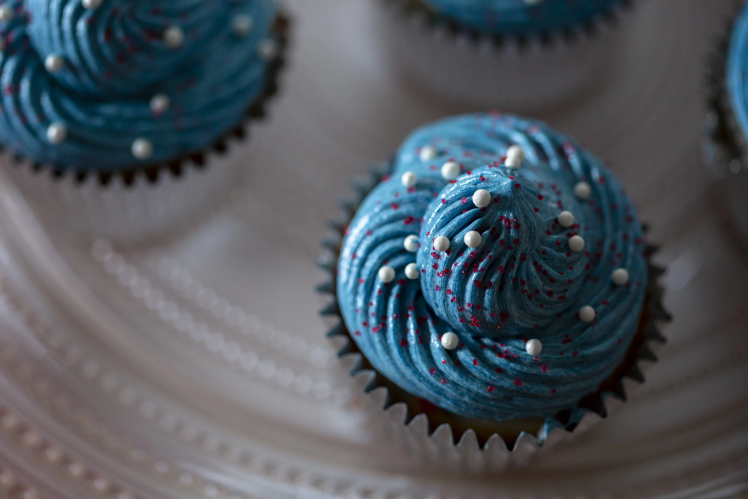 July 4th Cupcake Shoot_LG-3.jpg