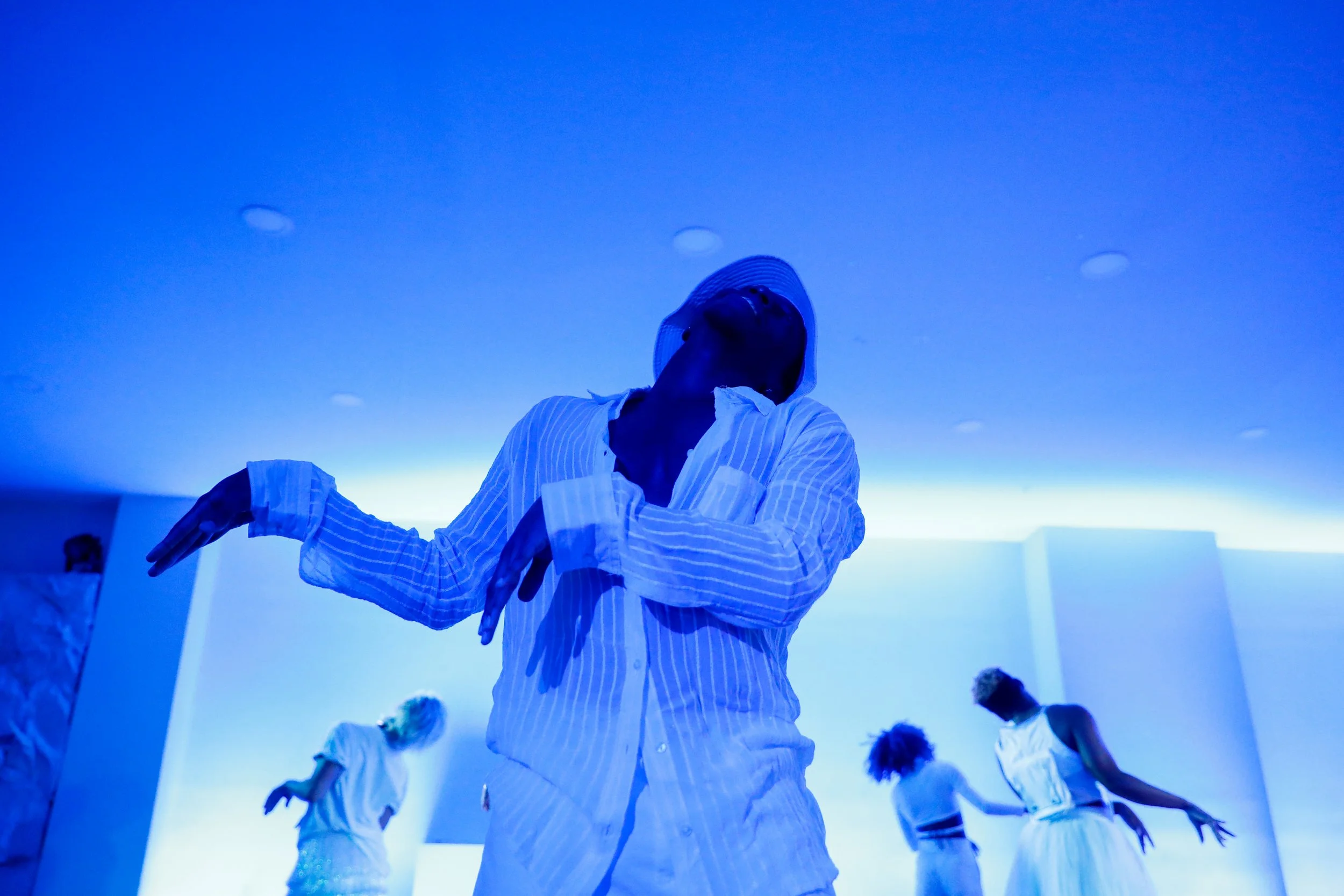 2022.8.23-MISCELLANEA-TECH REHEARSAL-121.jpg