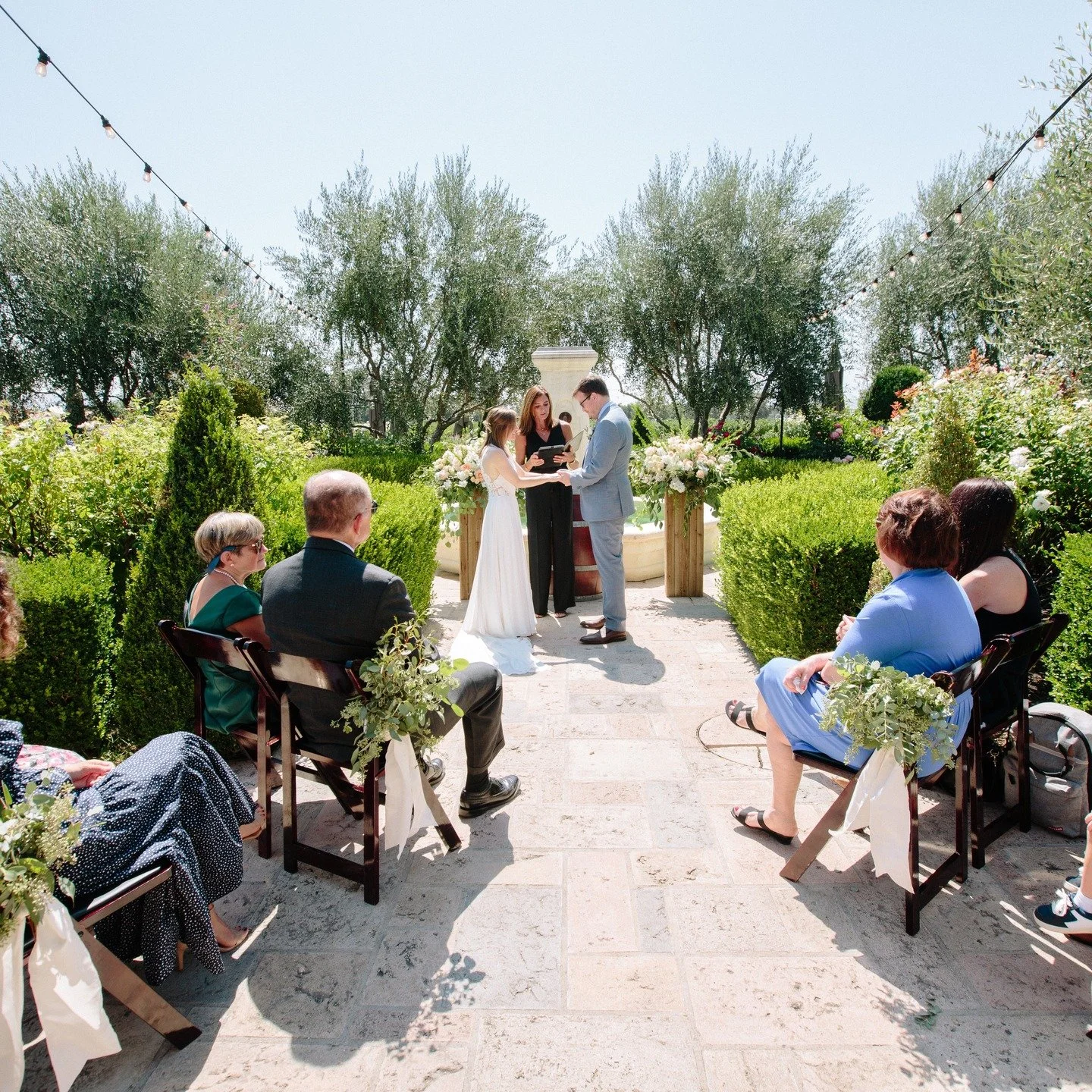 One of those lifetime moments that you will always remember. #napaofficiant #sonomaofficiant #napaweddingofficiant #elopeinsonoma #sonomaweddingofficiant #norcalofficiant #winecountryofficiant
