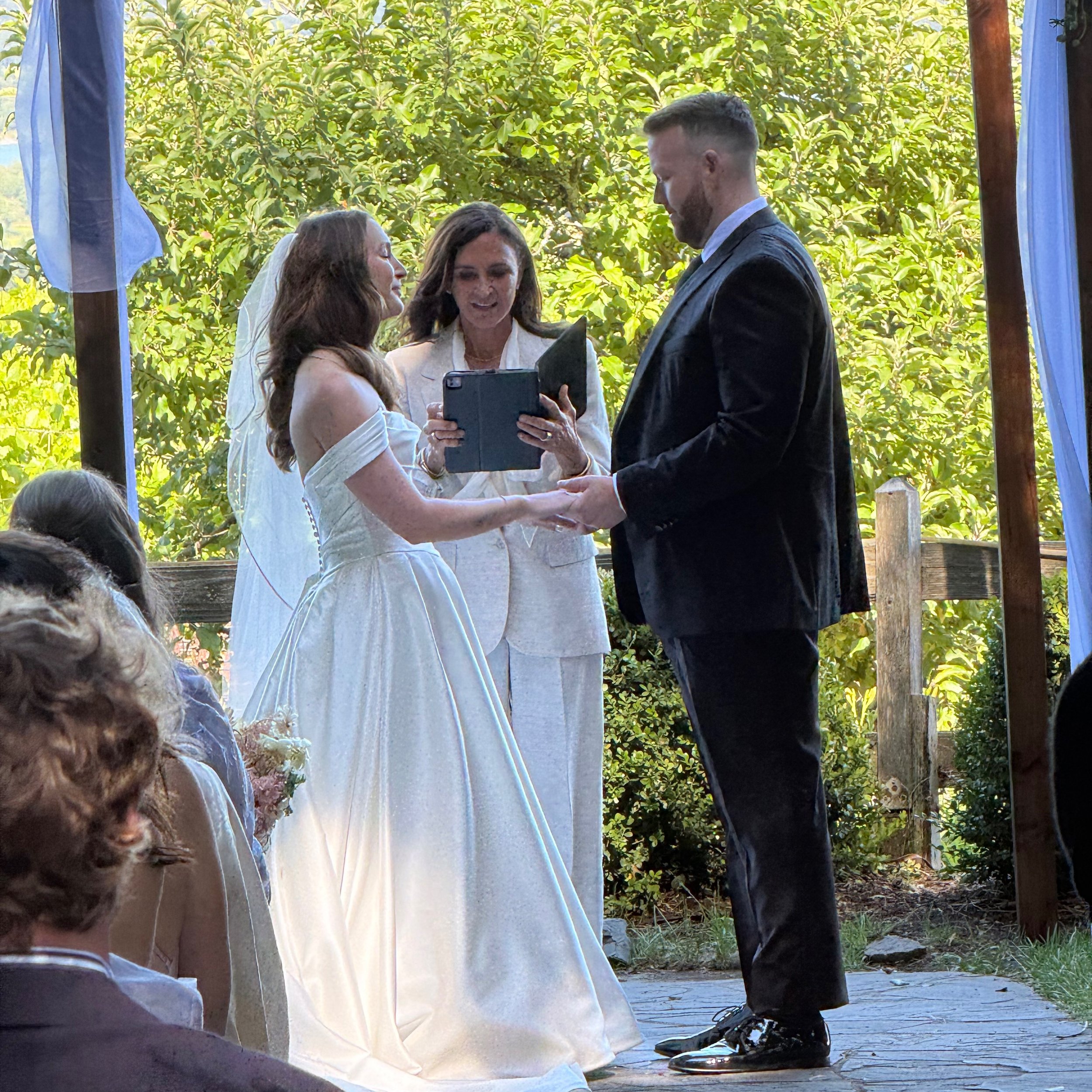 This magic moment..... #sonomawedding #sonomaweddingofficiant #SONOMAMINISTER #sonomaofficiant #napaofficiant #napawedding #napaweddingofficiant #napaminister
