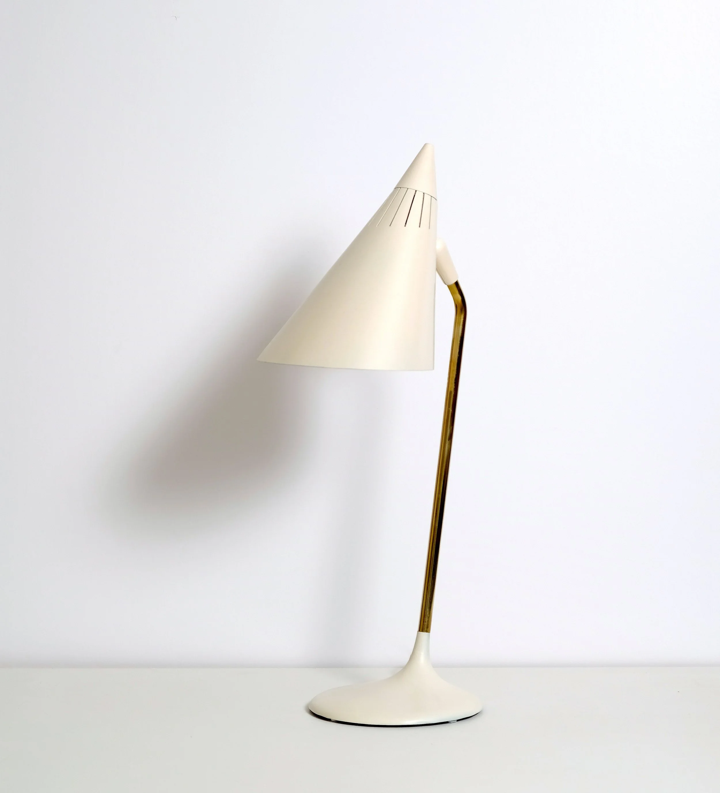 Lightolier cone 1.jpg