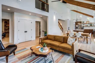 Midcentury Modern Interior Grab Rail 1.jpeg