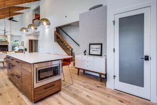 Midcentury Modern Interior Grab Rail 2.jpeg