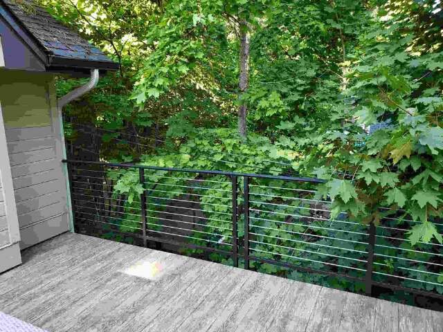 Deck Railing .jpeg