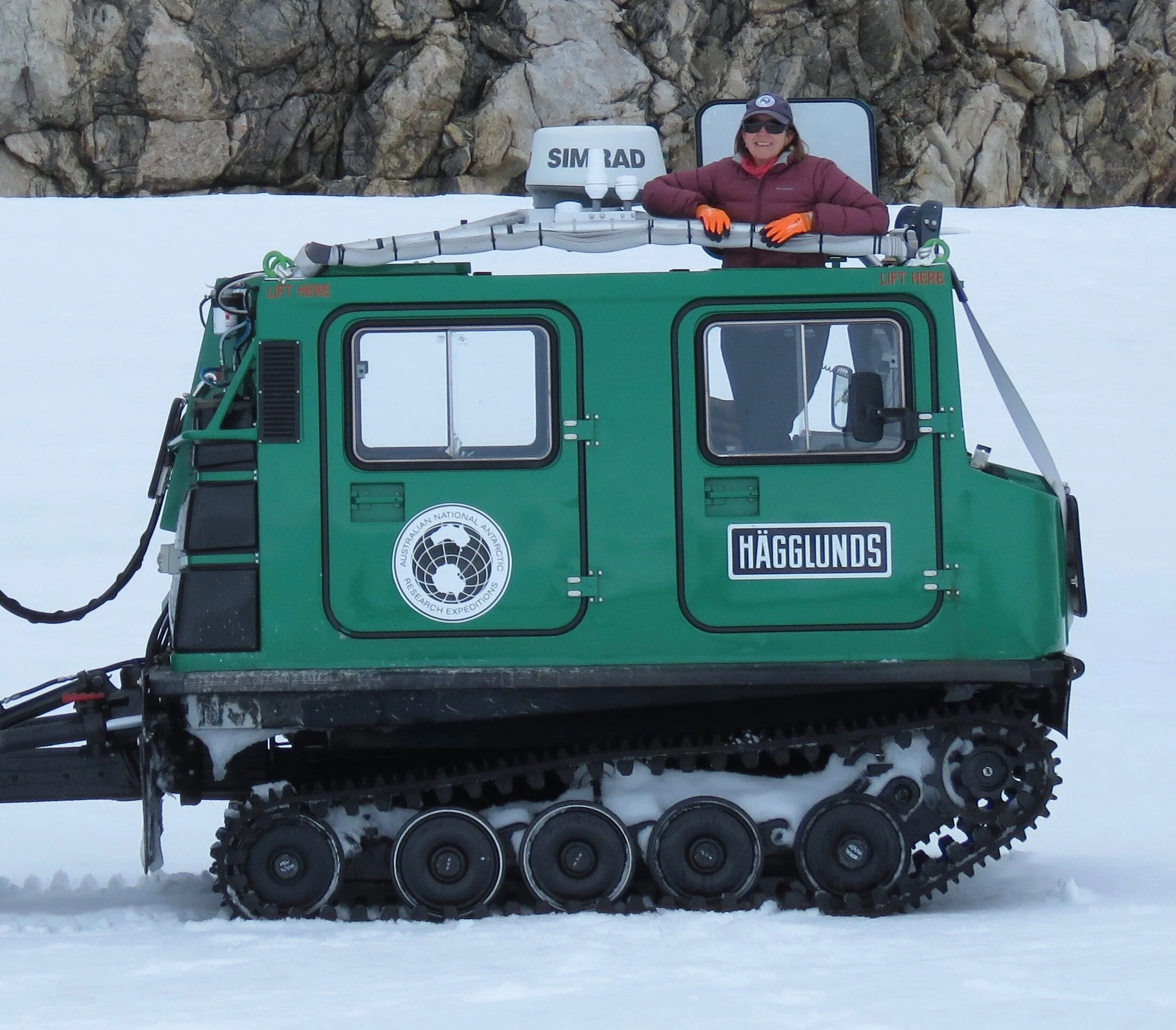 Annette & Green Hagg01.jpeg