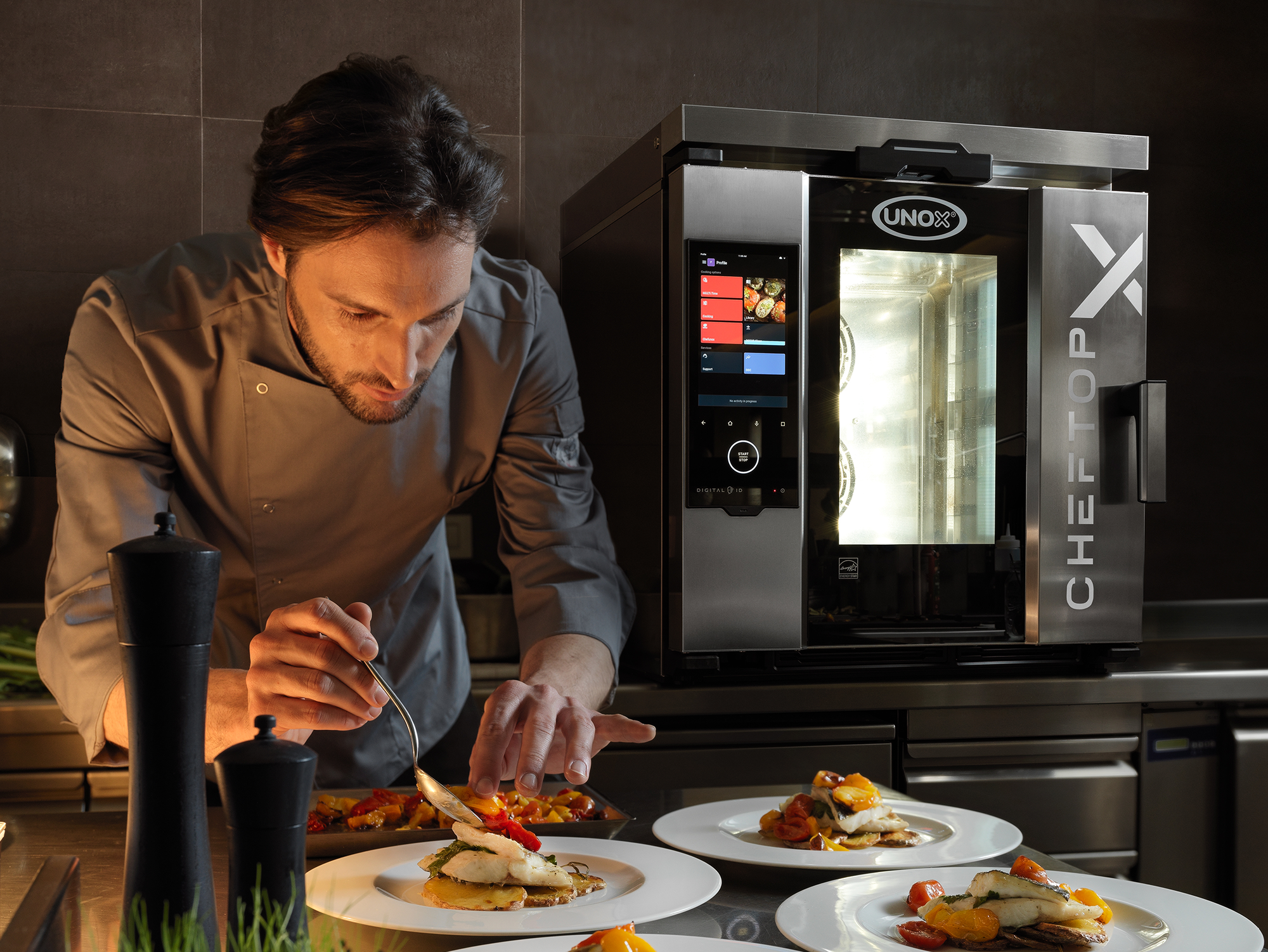 UNOX CHEFTOP-X revolutionising professional kitchens with AI-powered precision