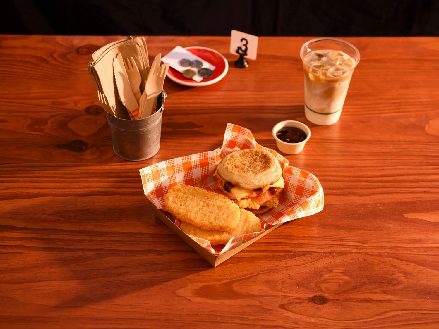 13874-Hash-Browns-with-Breakfast-Muffin-P-9252-HR.jpg