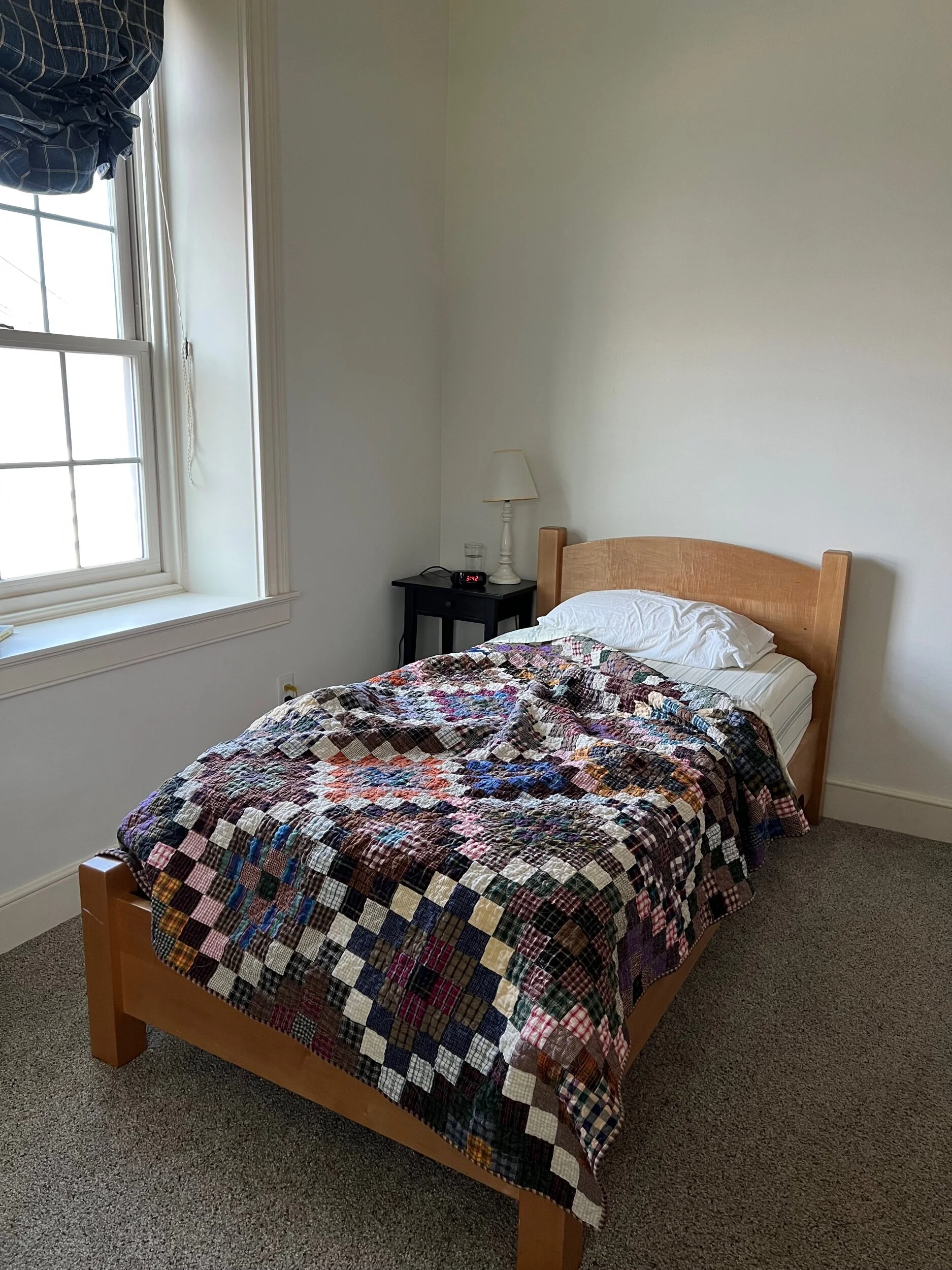 02FF19F6-0676-4A99-A5FF-763E4EDE543F