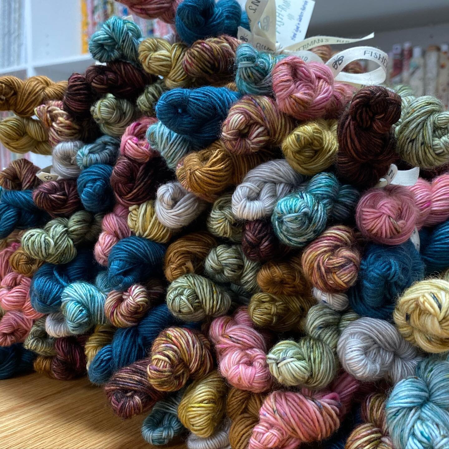 I have just received more kits for the Cotton Rose Flower scarf made from @fishermansrib yarn.  A few more treasures arrived as well they are simply gorgeous 😍 some mixed little ones as well some new 100g skeins. #cottonrosesw#cottonrose#cotton_rose