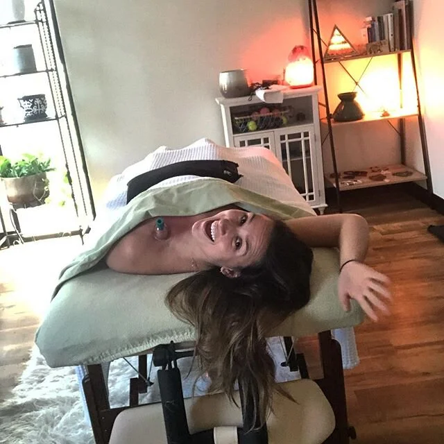 It takes a village! Pilates is only one component- there are so many other things our minds and bodies require to live healthy lives. Massage for one! 
Today the amazing @bonniefinchbodyworks worked her hand magic on my sticky spots and filled my sou