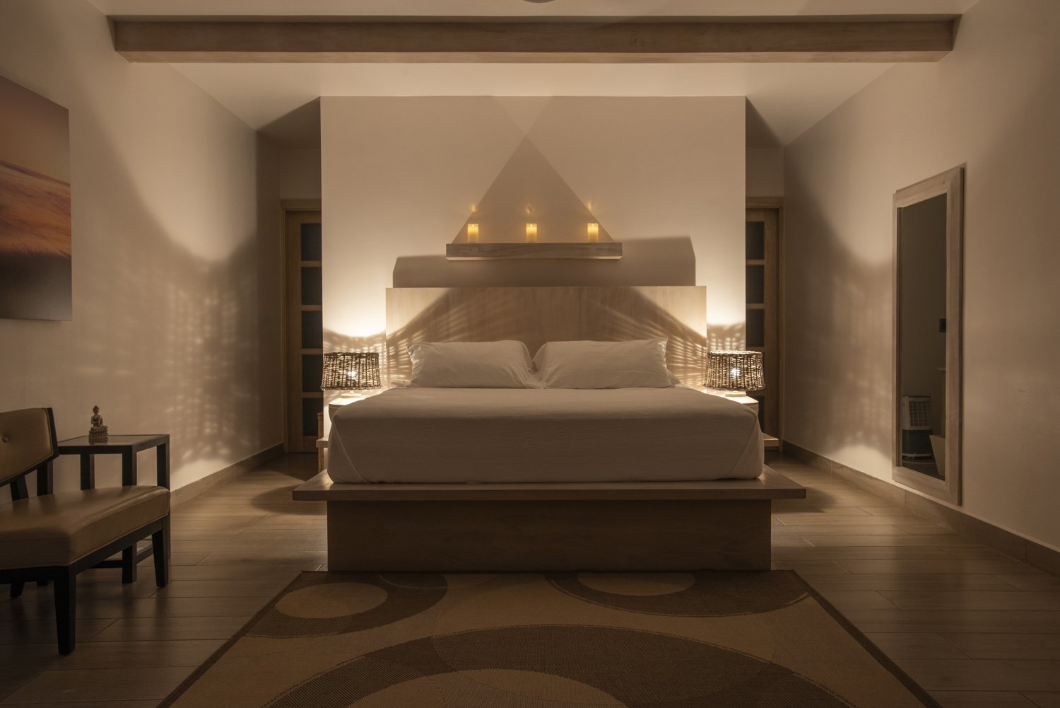 Tree Tops King Room at Bodhi Tree Yoga Resort