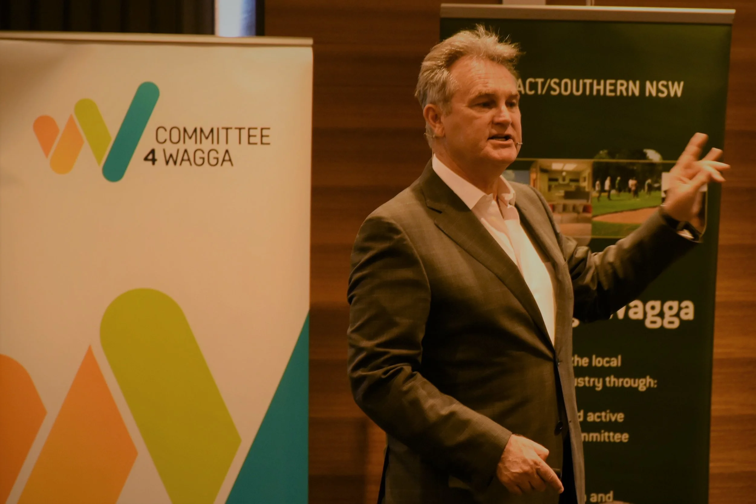 Wagga Wagga 100,000 Compilation - Demographer Bernard Salt