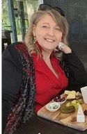 Eileen supporting Courabyra Winery in Tumbarumba ealier this year.