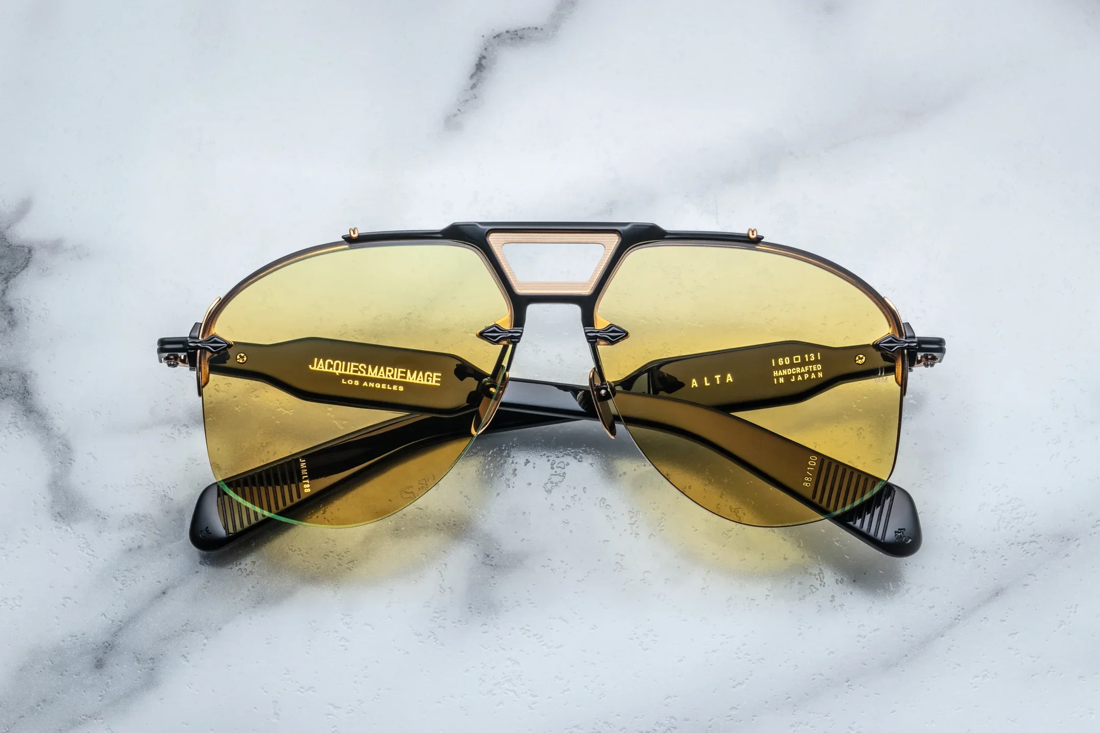 Alta_Black_Front_Cropped_5377x3585_r44r3o.webp