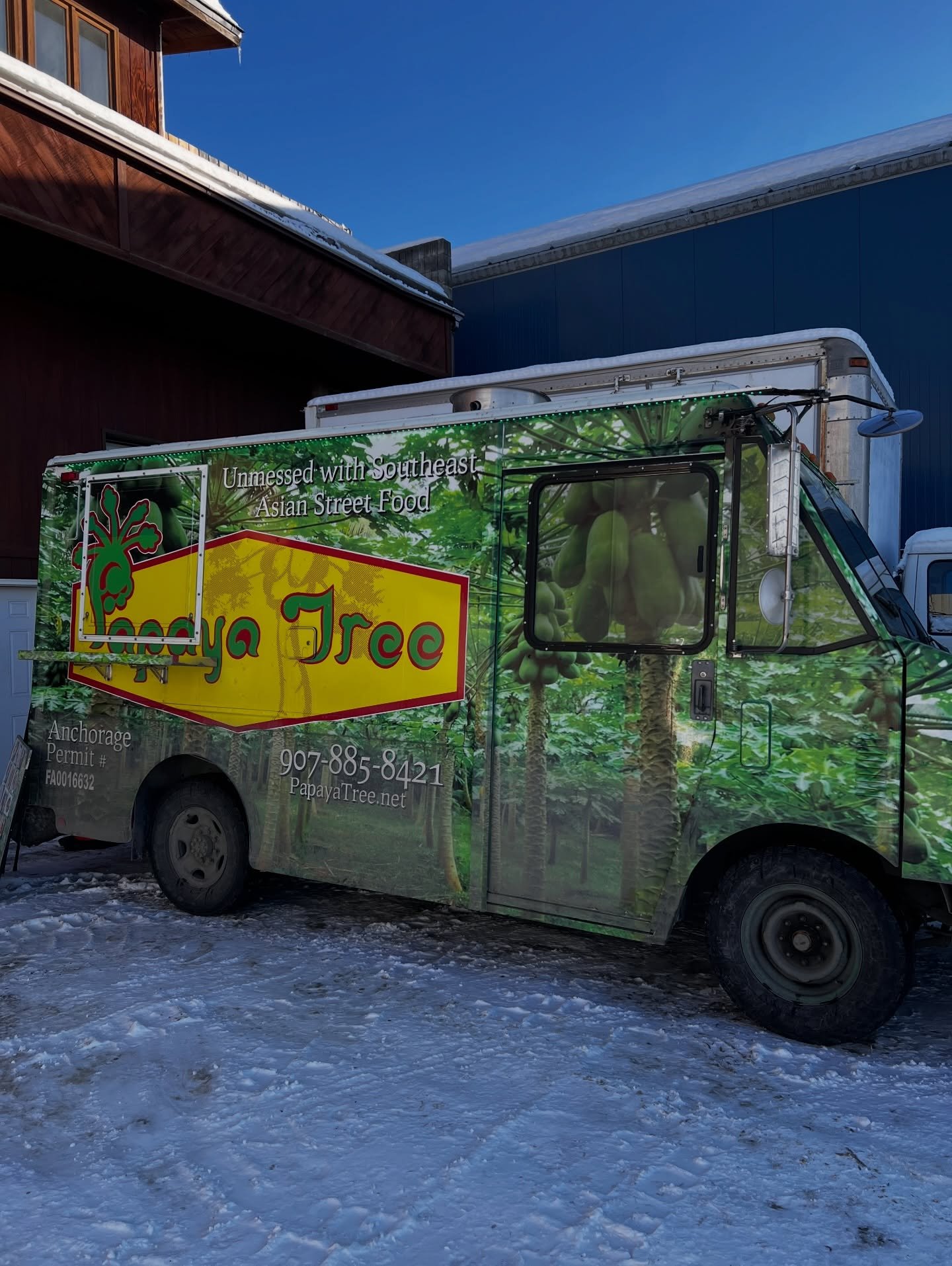 Today we are happy to host @papayatree_net  I&rsquo;m always impressed with the trucks that operate throughout the winter. You have to be tough and smart to keep the equipment from breaking or freezing. Come by the taproom 4-7 to get some of their am