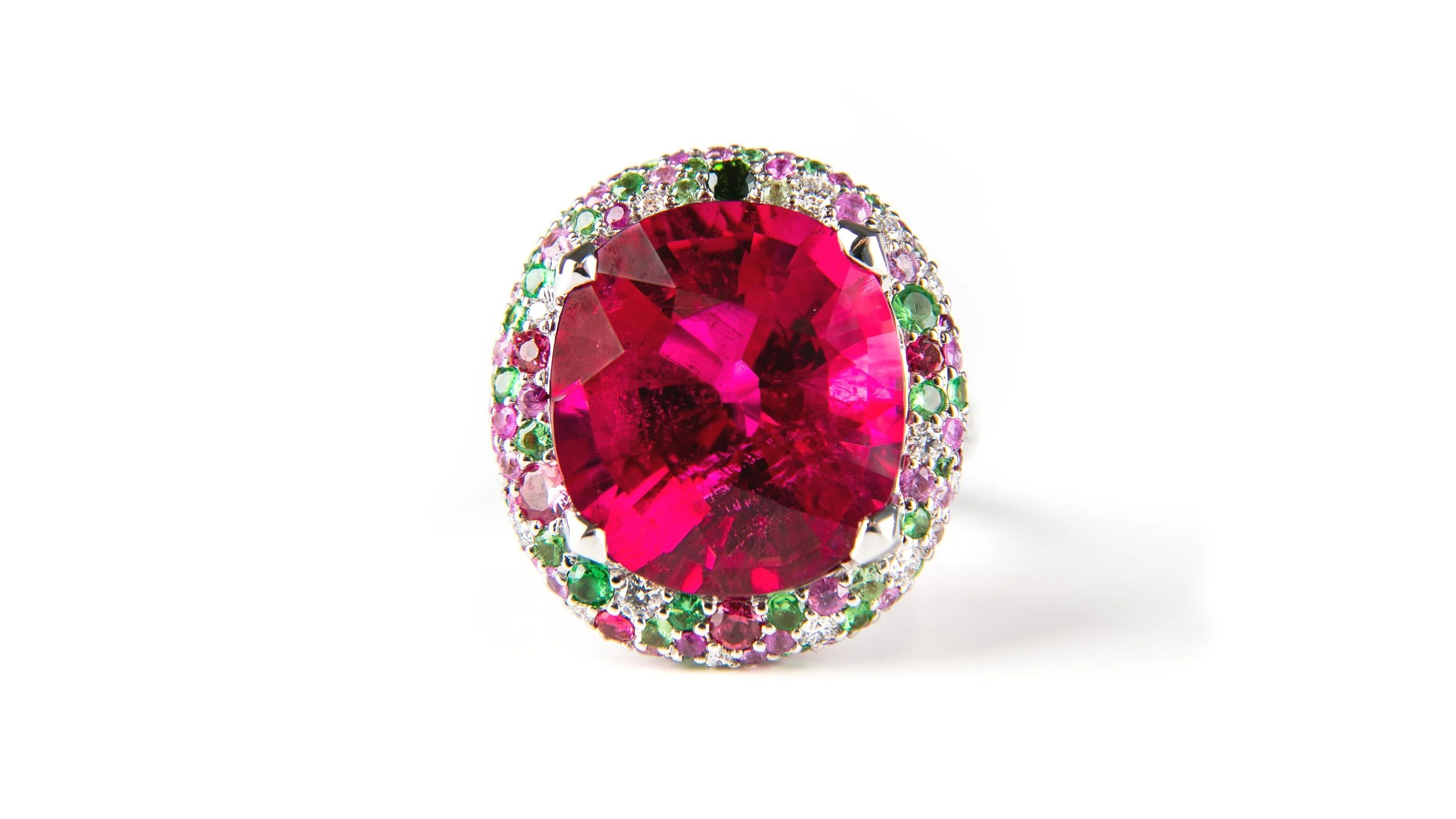 OVAL RUBELLITE 21 CT