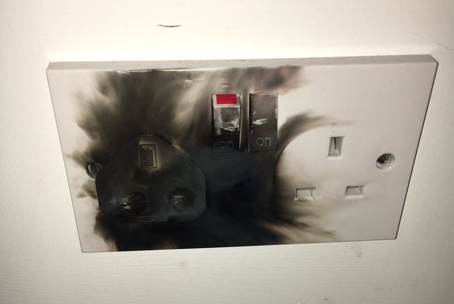 socketburnt.png