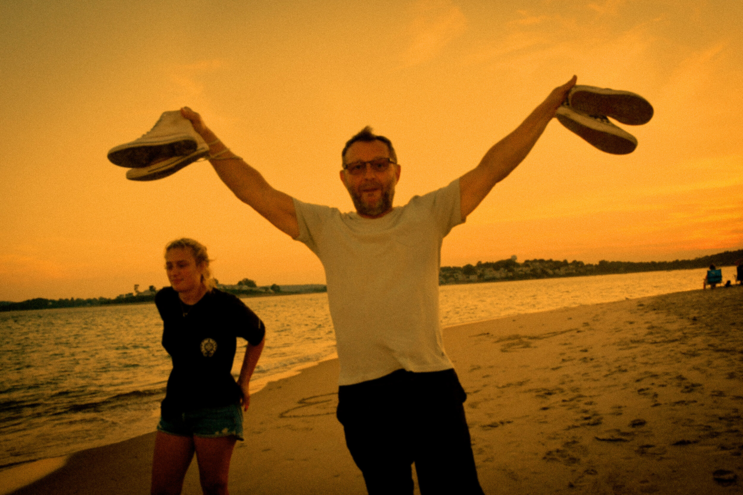 Beach03 copy.jpg
