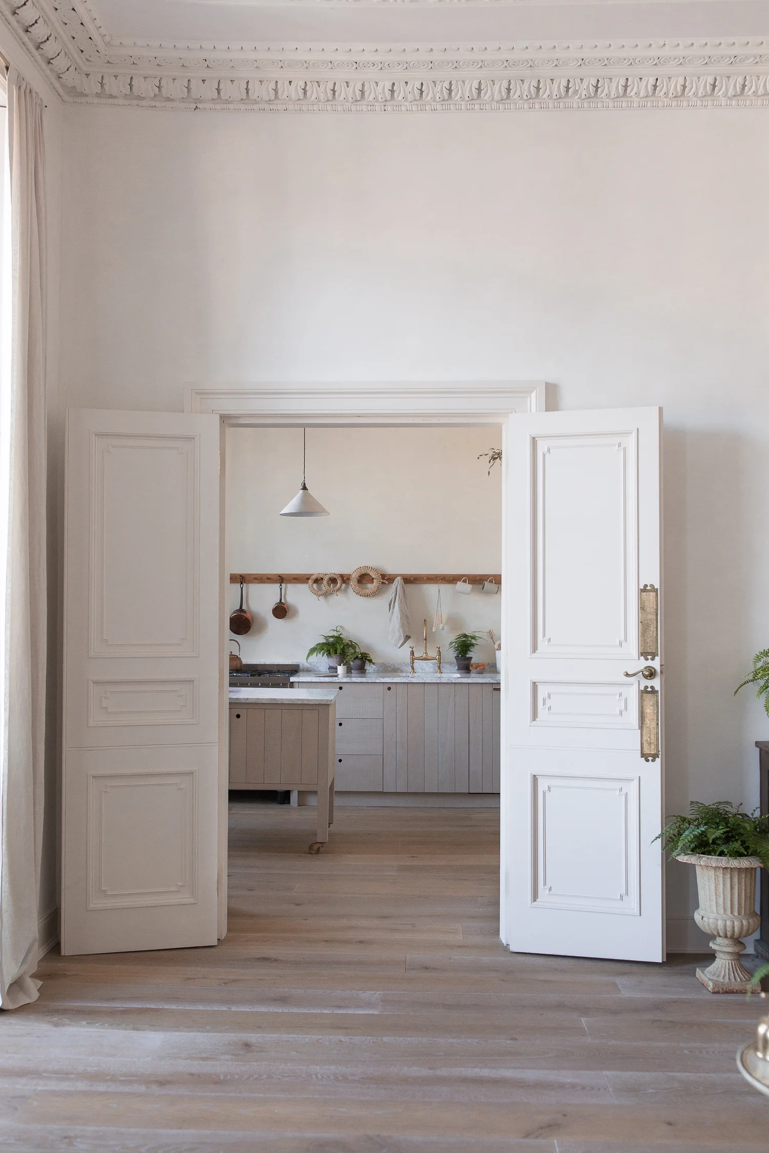10. Photography Credit to Ingredients LDN - The Ingredients LDN Kitchen by deVOL - Low-Res.jpg