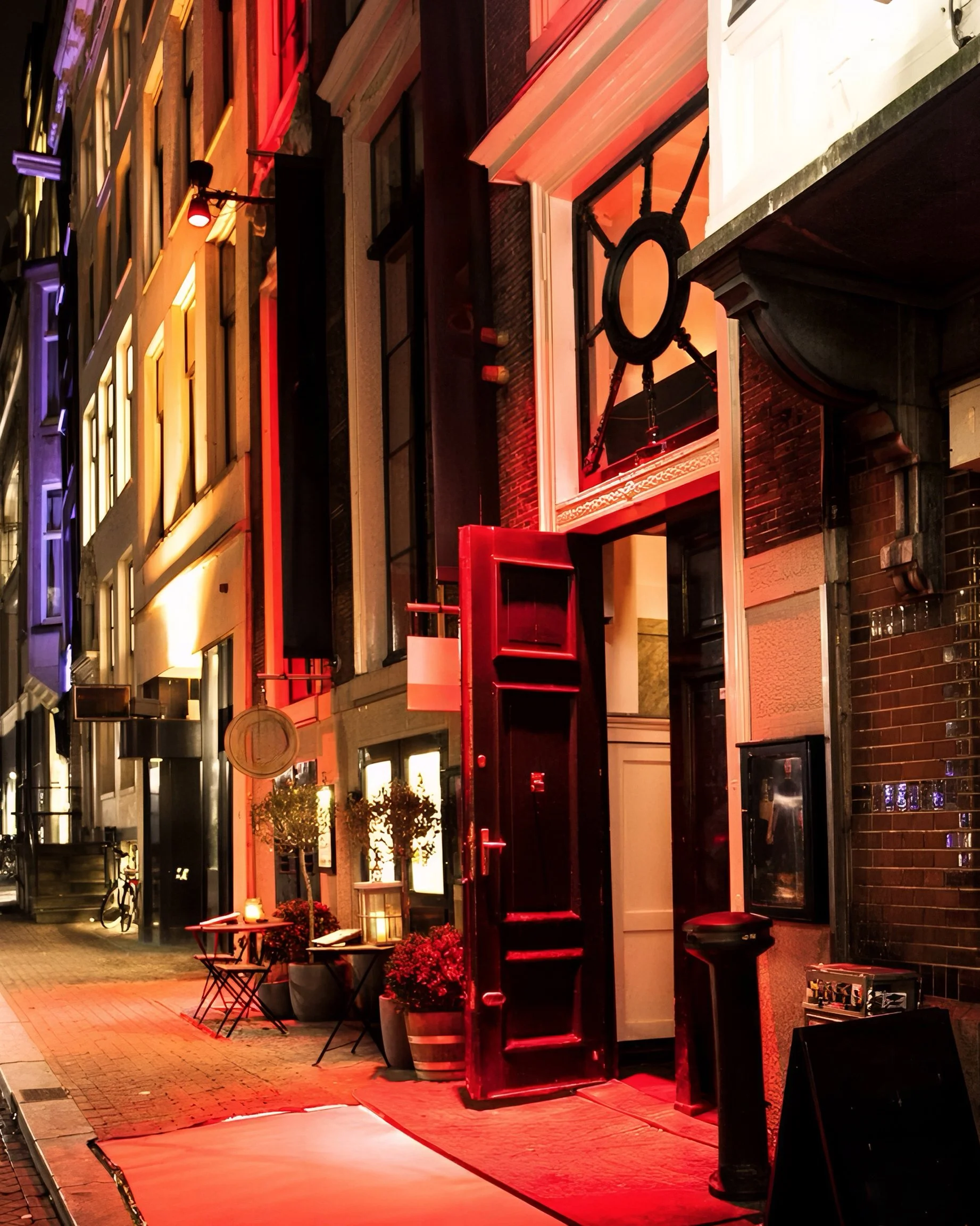 Nightclub entrance before Securit Nova
