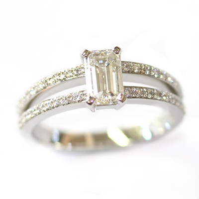 Emerald Cut Diamond Engagement Ring with Split Diamond Set Shoulders 1.jpg