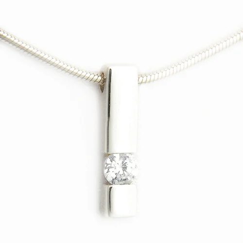 18ct White Gold Trilogy Diamond Pendant 1.jpg