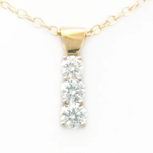 18ct Yellow Gold Trilogy Diamond Pendant.jpg