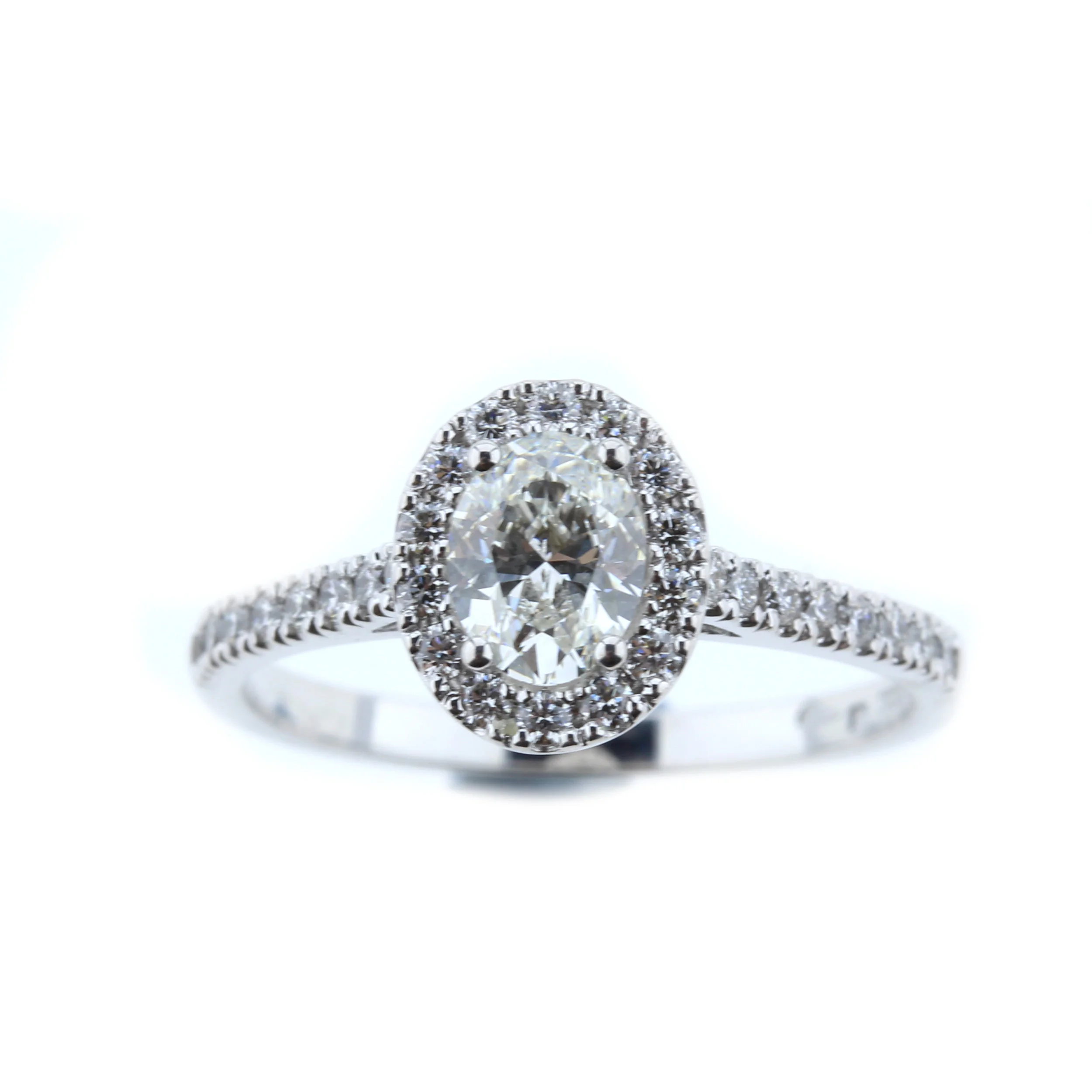 18ct White Gold Halo Engagement Ring